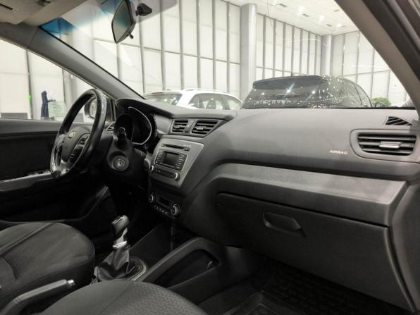 Kia Rio III Рестайлинг с пробегом 2016 года, цена 699 000 рублей, 251501 км, седан, Автокод Объявления