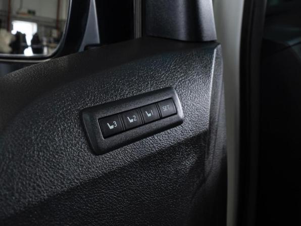 Toyota Alphard II с пробегом 2013 года, цена 2 989 000 рублей, 373002 км, минивэн, Автокод Объявления