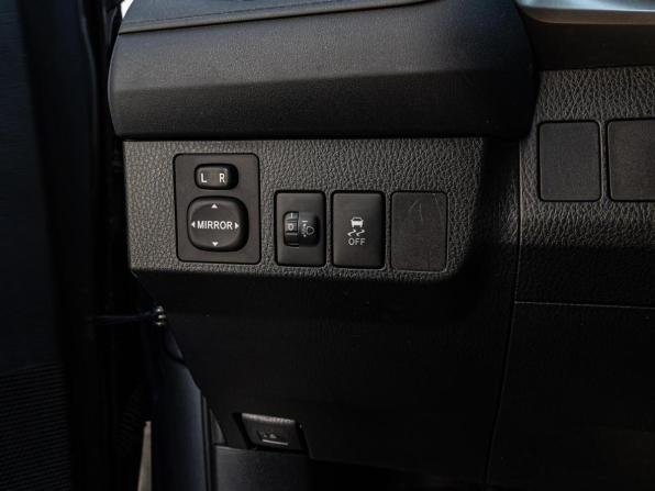 Toyota RAV4 IV (XA40) с пробегом 2013 года, цена 1 599 000 рублей, 259351 км, внедорожник, Автокод Объявления