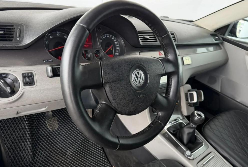 Volkswagen Passat B6 Киров  - изображение 19