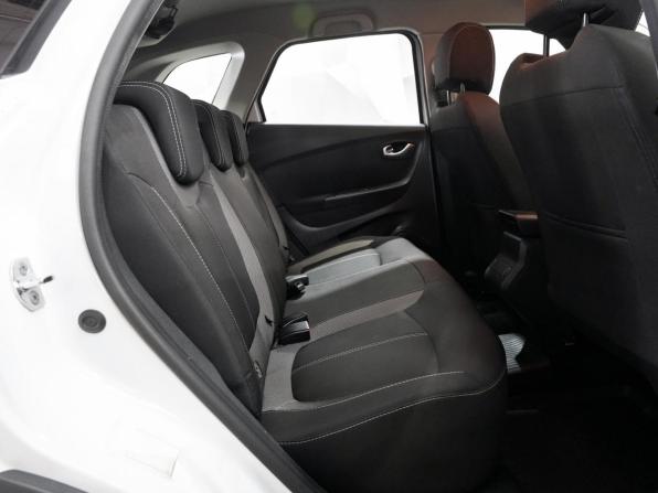 Renault Kaptur I Рестайлинг с пробегом 2022 года, цена 1 733 000 рублей, 142000 км, внедорожник, Автокод Объявления