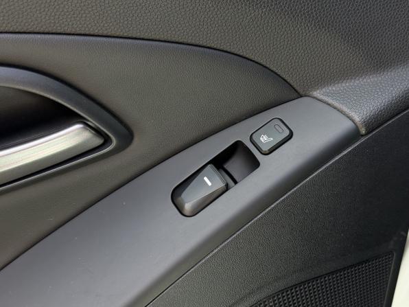 Hyundai ix35 I Рестайлинг с пробегом 2014 года, цена 1 299 000 рублей, 174632 км, внедорожник, Автокод Объявления