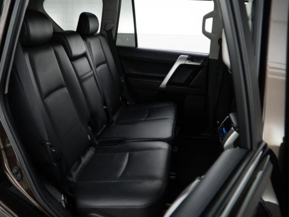 Toyota Land Cruiser Prado 150 Series Рестайлинг 2 с пробегом 2019 года, цена 5 127 077 рублей, 129168 км, внедорожник, Автокод Объявления