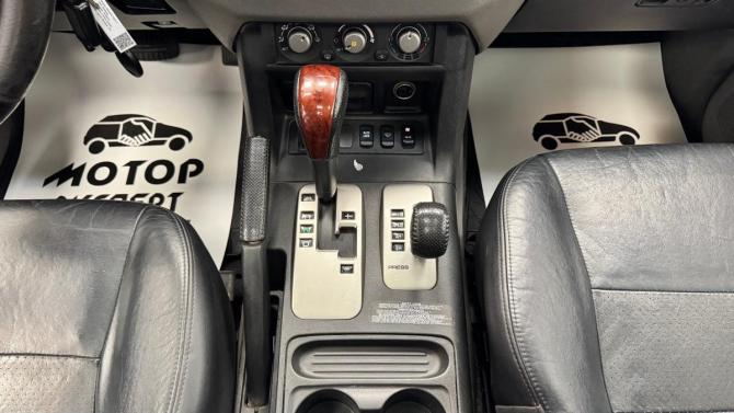 Mitsubishi Pajero III Рестайлинг с пробегом 2006 года, цена 900 000 рублей, 371769 км, внедорожник, Автокод Объявления