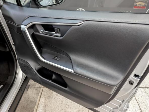 Toyota RAV4 V (XA50) с пробегом 2021 года, цена 3 820 000 рублей, 76500 км, внедорожник, Автокод Объявления