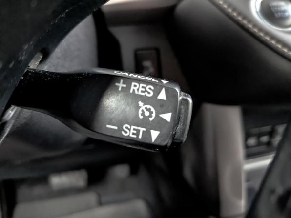 Toyota RAV4 IV (XA40) Рестайлинг с пробегом 2016 года, цена 2 750 000 рублей, 107294 км, внедорожник, Автокод Объявления
