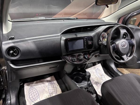 Toyota Vitz III (XP130) Рестайлинг с пробегом 2018 года, цена 740 000 рублей, 131812 км, хэтчбек, Автокод Объявления