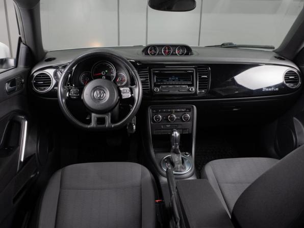 Volkswagen Beetle II (A5) с пробегом 2014 года, цена 1 549 000 рублей, 83249 км, хэтчбек, Автокод Объявления