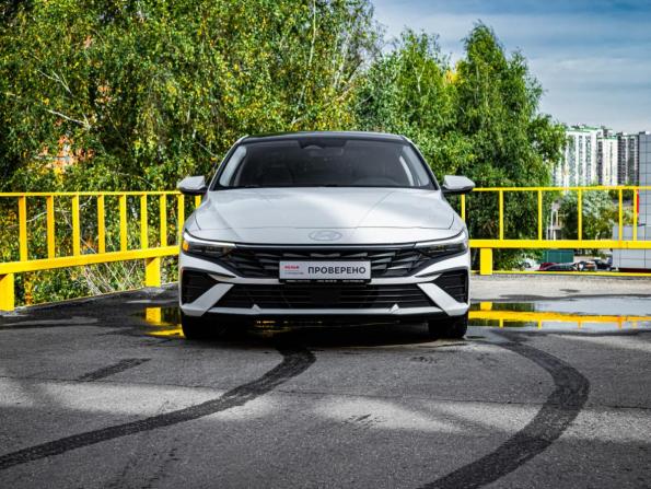 Hyundai Elantra VII (CN7) Рестайлинг с пробегом 2023 года, цена 1 990 999 рублей, 62150 км, седан, Автокод Объявления