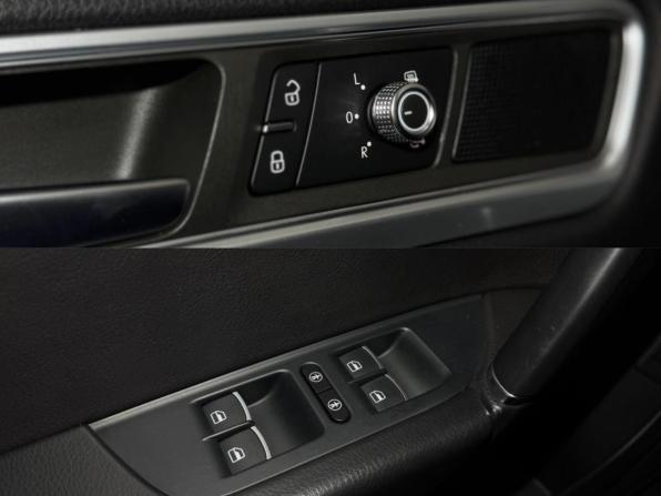 Volkswagen Touareg II Рестайлинг с пробегом 2015 года, цена 2 899 000 рублей, 131754 км, внедорожник, Автокод Объявления