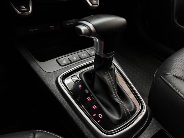 Kia Rio IV Рестайлинг с пробегом 2022 года, цена 1 749 000 рублей, 95439 км, хэтчбек, Автокод Объявления
