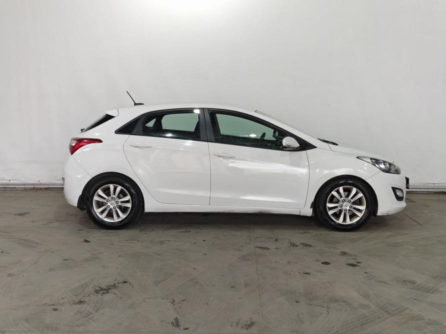 Hyundai i30 II Москва  - изображение 8
