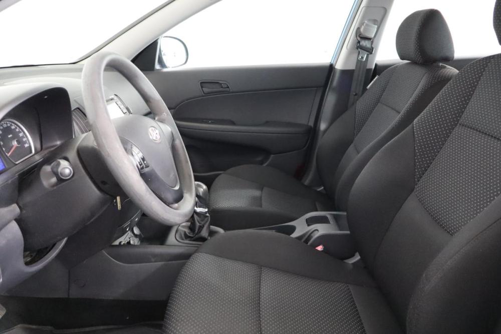 Hyundai i30 I Санкт-Петербург  - изображение 9