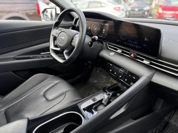 Hyundai Elantra VII (CN7) с пробегом 2021 года, цена 2 020 000 рублей, 18993 км, седан, Автокод Объявления