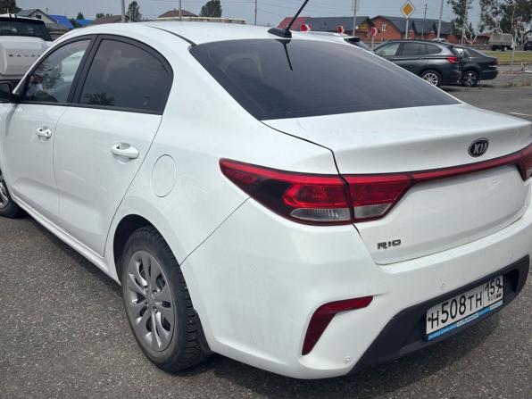 Kia Rio IV с пробегом 2018 года, цена 939 000 рублей, 133000 км, седан, Автокод Объявления