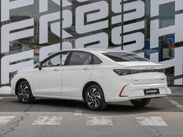 BAIC U5 Plus с пробегом 2023 года, цена 1 360 000 рублей, 6611 км, седан, Автокод Объявления