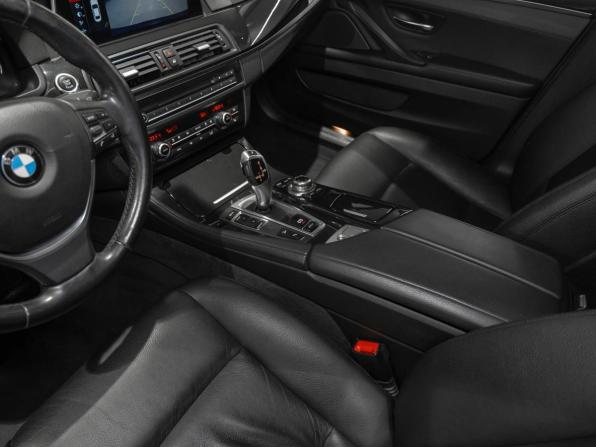 BMW 5 серии VI (F10/F11/F07) Рестайлинг с пробегом 2015 года, цена 1 995 000 рублей, 215442 км, седан, Автокод Объявления