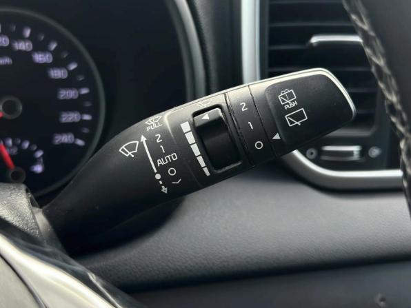 Kia Sportage IV Рестайлинг с пробегом 2018 года, цена 2 069 000 рублей, 132198 км, внедорожник, Автокод Объявления