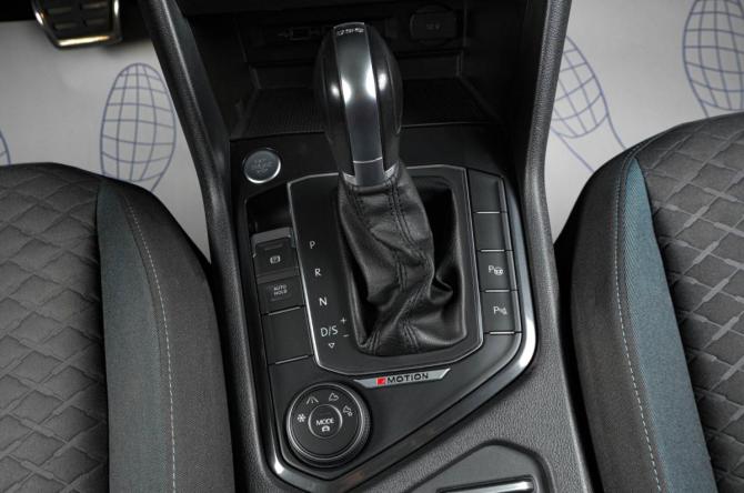 Volkswagen Tiguan II с пробегом 2019 года, цена 2 249 000 рублей, 179000 км, внедорожник, Автокод Объявления