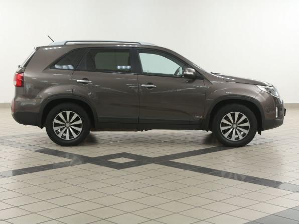 Kia Sorento II Рестайлинг с пробегом 2013 года, цена 1 524 000 рублей, 177000 км, внедорожник, Автокод Объявления