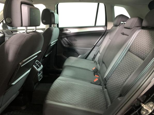 Volkswagen Tiguan II с пробегом 2018 года, цена 1 790 000 рублей, 218072 км, внедорожник, Автокод Объявления