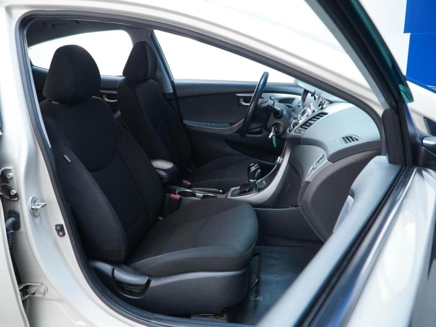 Hyundai Elantra V (MD) Рестайлинг Москва  - изображение 8