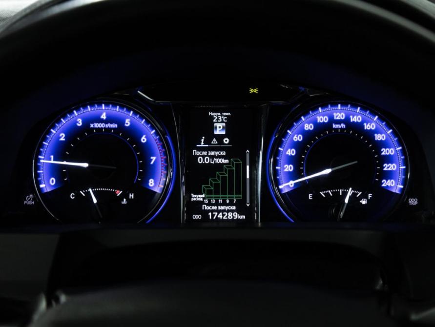 Toyota Camry VII (XV50) Рестайлинг 2 Санкт-Петербург  - изображение 13