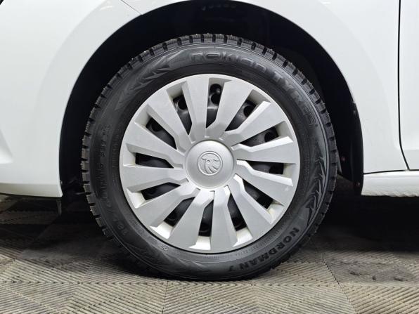 Skoda Rapid II с пробегом 2021 года, цена 1 680 000 рублей, 77553 км, лифтбек, Автокод Объявления