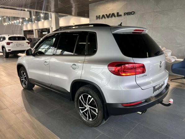 Volkswagen Tiguan I Рестайлинг с пробегом 2012 года, цена 995 000 рублей, 244902 км, внедорожник, Автокод Объявления