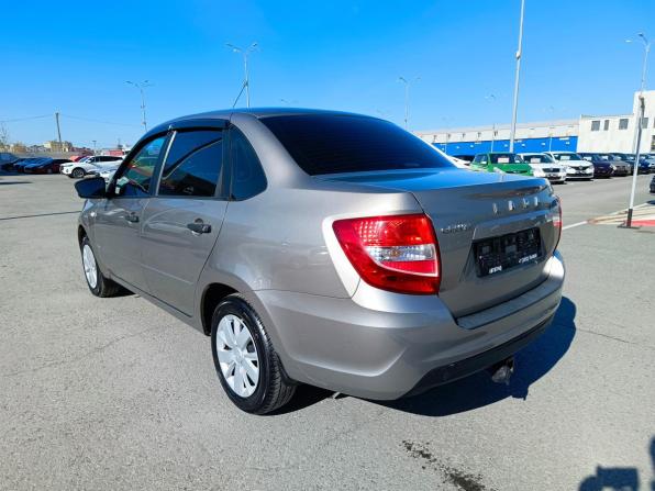 Lada (ВАЗ) Granta I Рестайлинг с пробегом 2021 года, цена 749 995 рублей, 30111 км, седан, Автокод Объявления