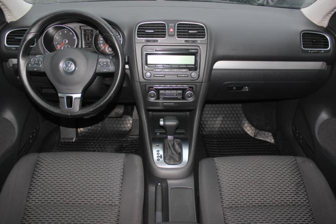 Volkswagen Golf VI с пробегом 2010 года, цена 597 000 рублей, 262439 км, хэтчбек, Автокод Объявления
