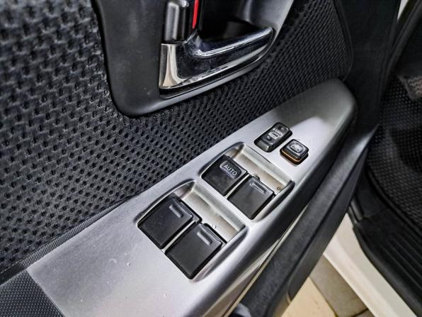 Toyota Hilux VII Рестайлинг с пробегом 2014 года, цена 1 830 000 рублей, 267368 км, offers.body_type.unknown, Автокод Объявления