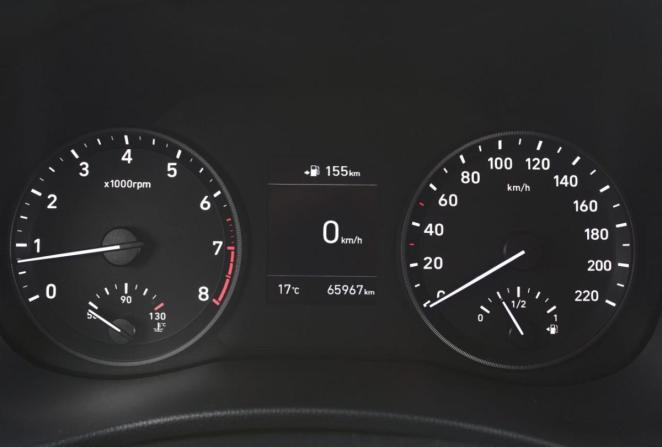 Hyundai Solaris I Рестайлинг с пробегом 2017 года, цена 1 370 000 рублей, 65900 км, седан, Автокод Объявления