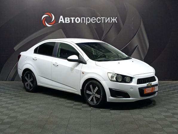 Chevrolet Aveo II с пробегом 2014 года, цена 570 000 рублей, 172400 км, седан, Автокод Объявления