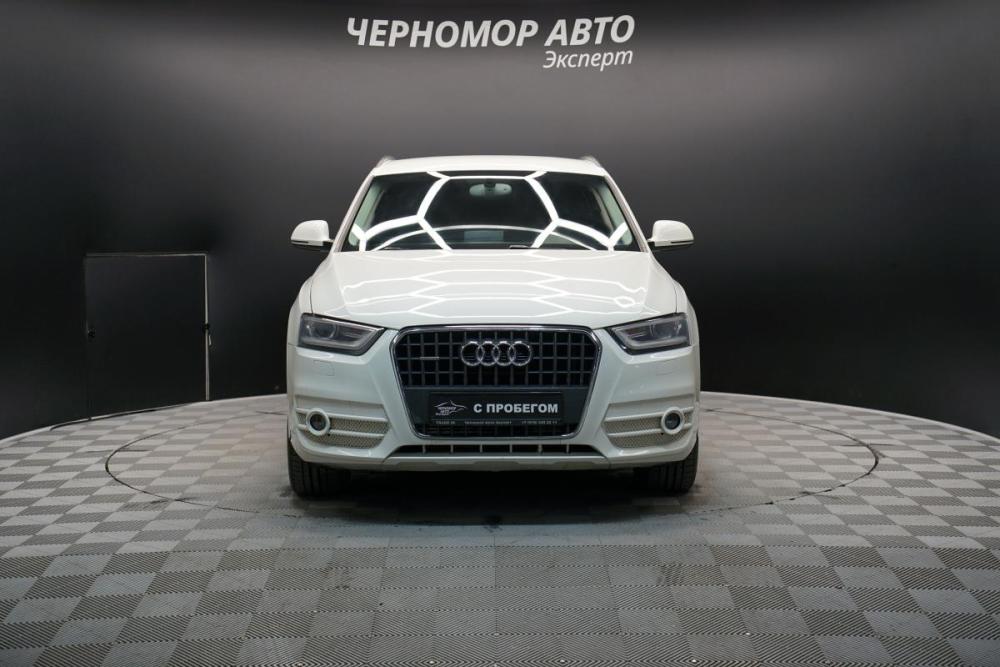 Audi Q3 I (8U) Крым  - изображение 8