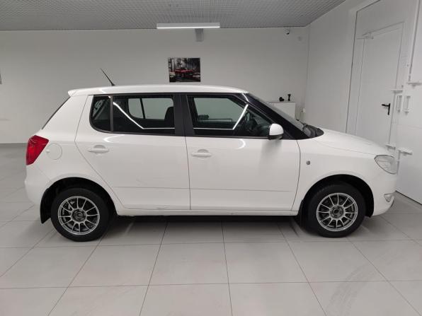 Skoda Fabia II Рестайлинг с пробегом 2012 года, цена 623 000 рублей, 110231 км, хэтчбек, Автокод Объявления