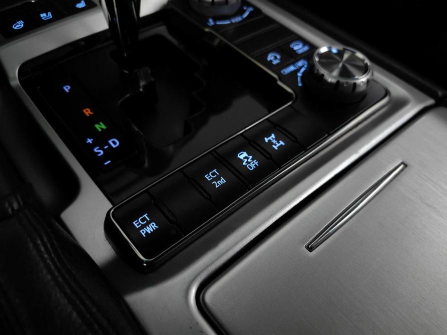 Toyota Land Cruiser 200 Series Рестайлинг 2 Подольск  - изображение 17