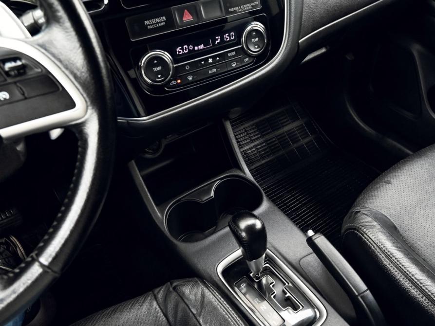 Mitsubishi Outlander III Екатеринбург  - изображение 9