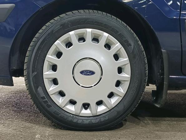 Ford Fusion I Рестайлинг с пробегом 2009 года, цена 570 000 рублей, 82831 км, хэтчбек, Автокод Объявления