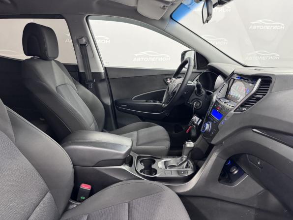 Hyundai Santa Fe III с пробегом 2012 года, цена 1 892 000 рублей, 158550 км, внедорожник, Автокод Объявления