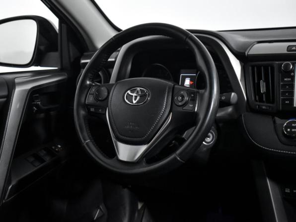 Toyota RAV4 IV (XA40) Рестайлинг с пробегом 2017 года, цена 1 930 000 рублей, 128982 км, внедорожник, Автокод Объявления