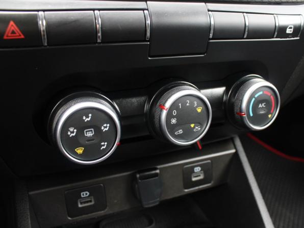 Lada (ВАЗ) Vesta I Рестайлинг (NG) с пробегом 2023 года, цена 1 119 000 рублей, 84095 км, седан, Автокод Объявления