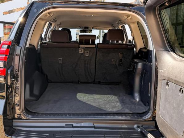 Toyota Land Cruiser Prado 150 Series Рестайлинг 3 с пробегом 2022 года, цена 5 499 000 рублей, 64348 км, внедорожник, Автокод Объявления