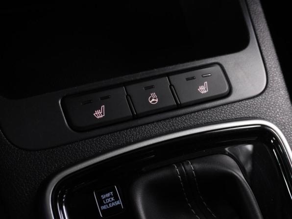 Kia Rio IV Рестайлинг с пробегом 2021 года, цена 1 799 000 рублей, 61773 км, хэтчбек, Автокод Объявления