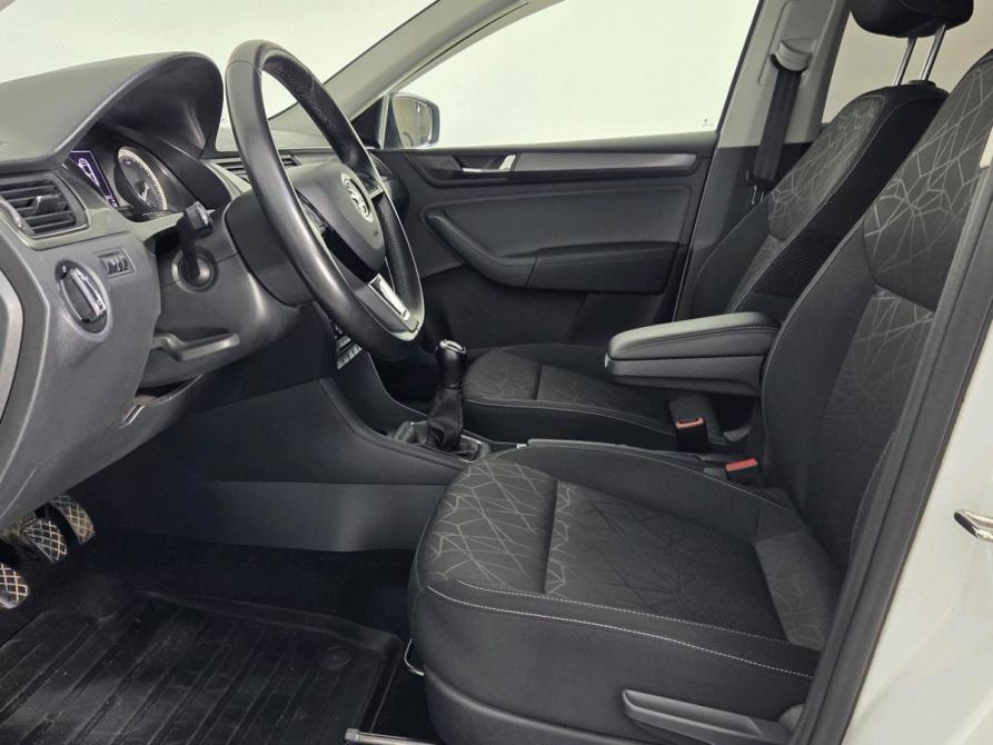 Skoda Rapid I Рестайлинг Архангельск  - изображение 18