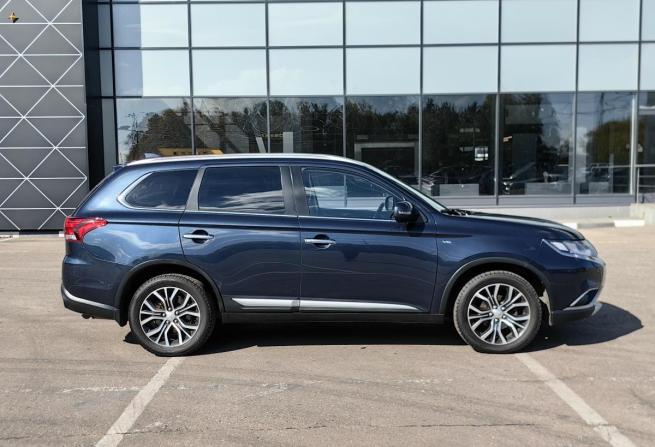 Mitsubishi Outlander III Рестайлинг 2 с пробегом 2018 года, цена 2 149 000 рублей, 186000 км, внедорожник, Автокод Объявления