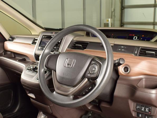 Honda Freed II Рестайлинг с пробегом 2020 года, цена 1 714 995 рублей, 44507 км, компактвэн, Автокод Объявления