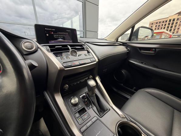 Lexus NX I Рестайлинг с пробегом 2020 года, цена 2 700 000 рублей, 76006 км, внедорожник, Автокод Объявления