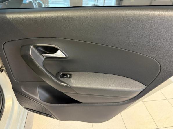 Volkswagen Polo V с пробегом 2013 года, цена 837 000 рублей, 91000 км, седан, Автокод Объявления