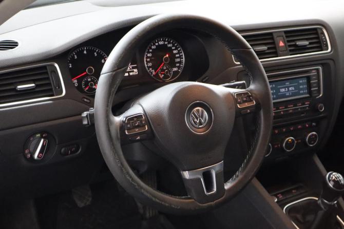 Volkswagen Jetta VI Рестайлинг с пробегом 2014 года, цена 819 000 рублей, 187000 км, седан, Автокод Объявления
